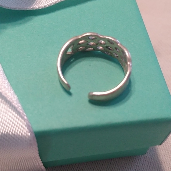 Sterling Silver Open Weave Toe Ring, Size 3 - Picture 4 of 6